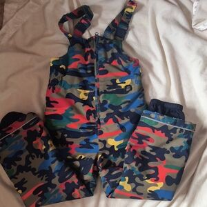 Hannah Anderson snow pants